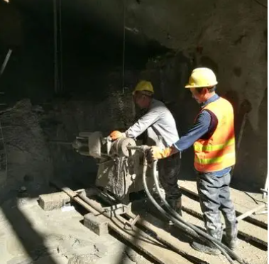 梨树水下抗分散灌浆料特点 水下不分散注浆料介绍